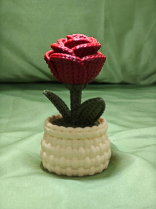 Knitted Rose Ring Holder