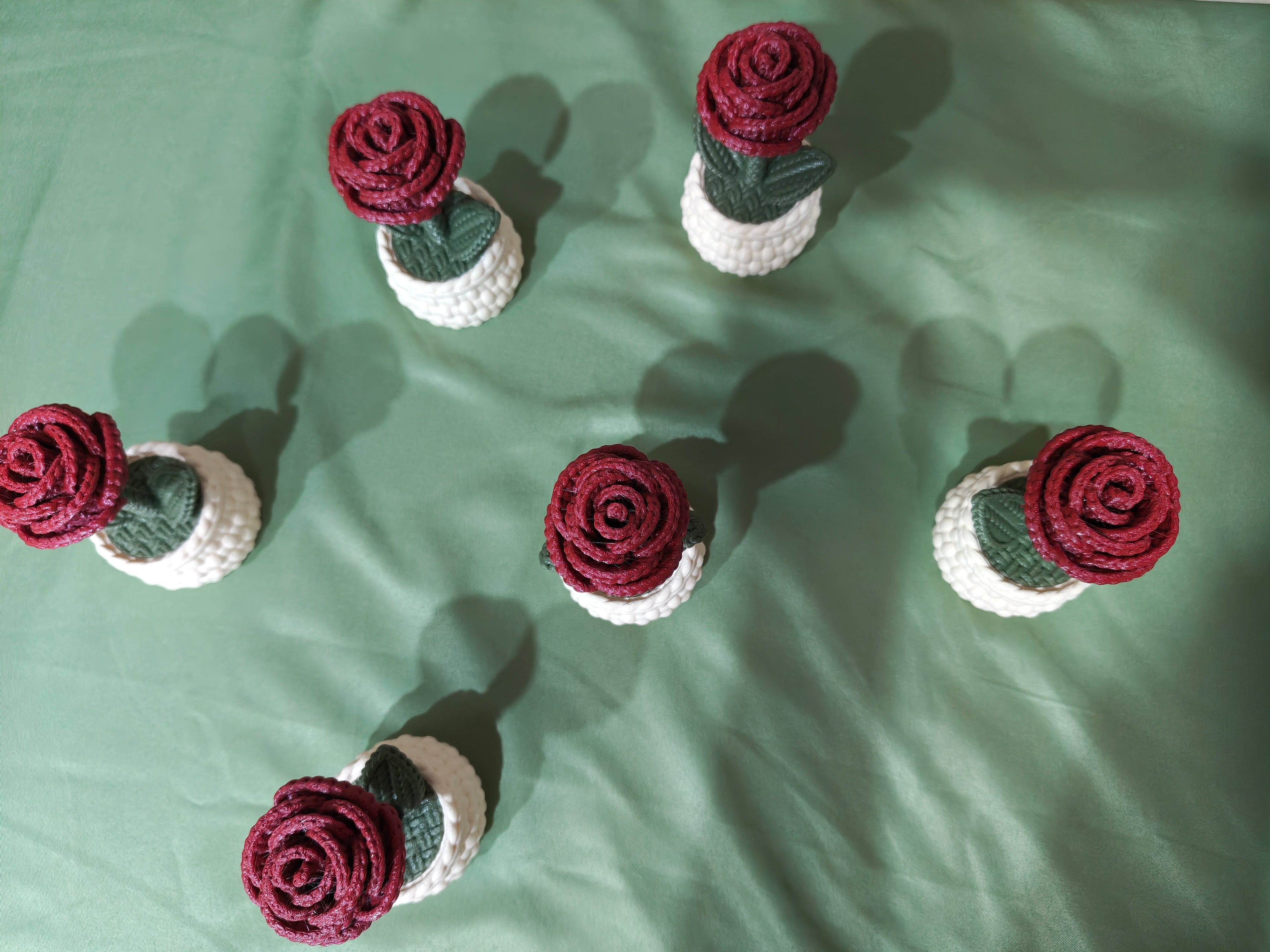 Knitted Rose Ring Holder
