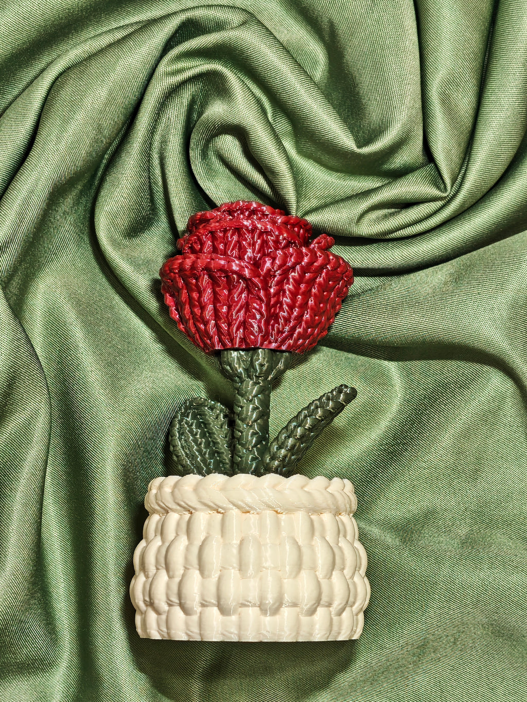 Knitted Rose Ring Holder