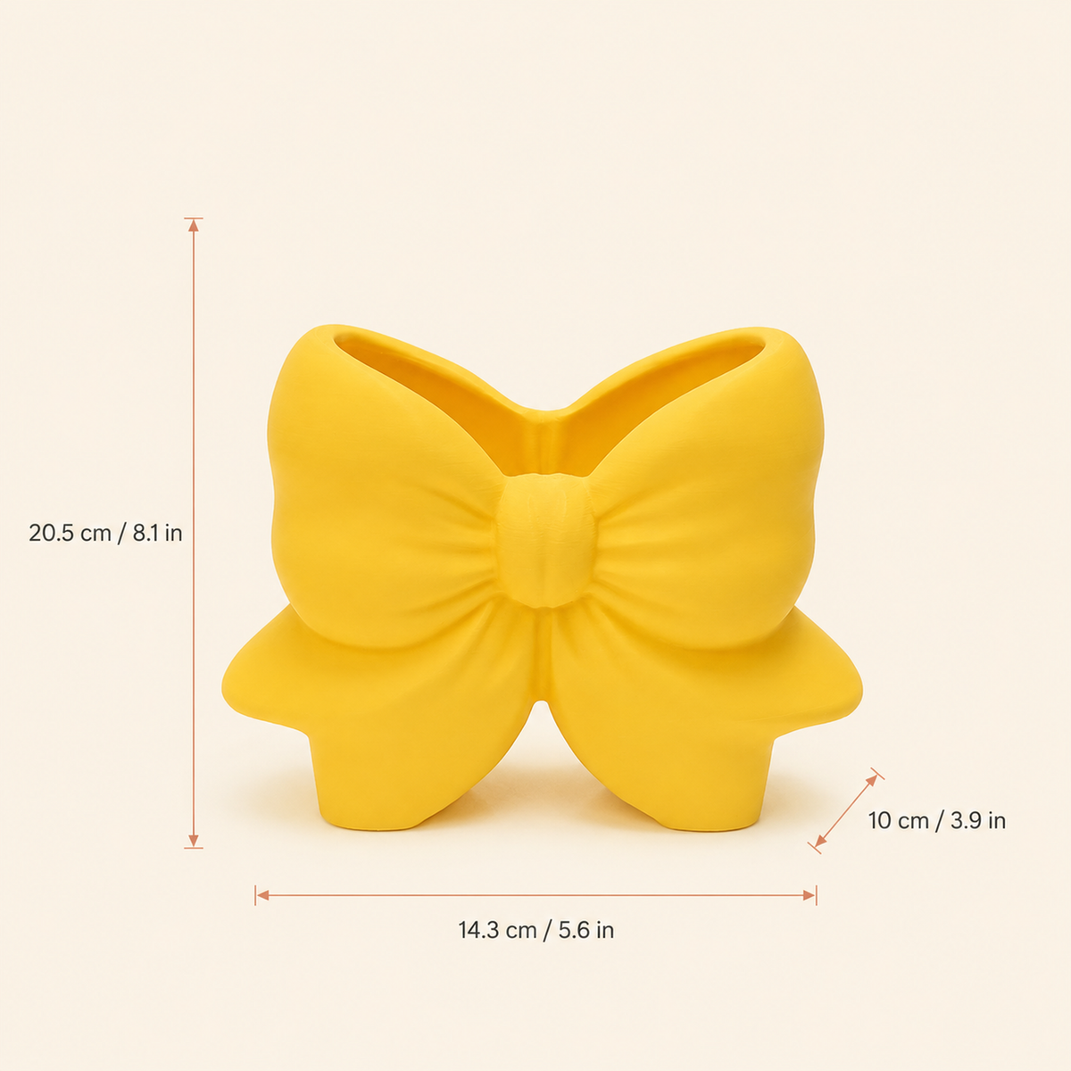 Dimensions: 14.3 cm wide, 10 cm deep, 20.5 cm tall